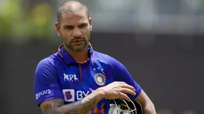 संन्यास लेने के बाद shikhar dhawan ने किया नई पारी का ऐलान  क्या फिल्मों में दिखेगा  गब्बर  का जलवा 