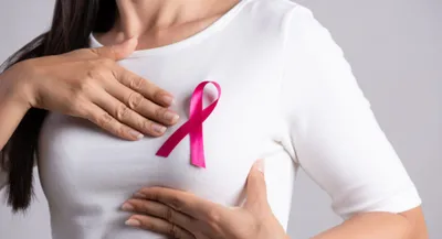 breast cancer  टीनएजर्स में ब्रेस्ट कैंसर होने पर दिखते हैं ये लक्षण  समय रहते हो जाएं सतर्क