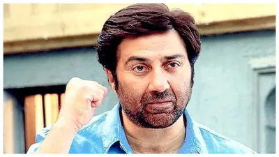 sunny deol की नेटवर्थ कितनी  jaat से बॉक्स ऑफिस पर गदर मचाएंगे धर्मेंद्र के लाल