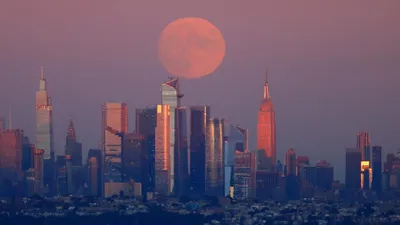 supermoon 2024  सबसे चमकदार चांद देखने को रहें तैयार  जानें कब कहां आएगा नजर  क्या भारत में भी दिखाई देगा 