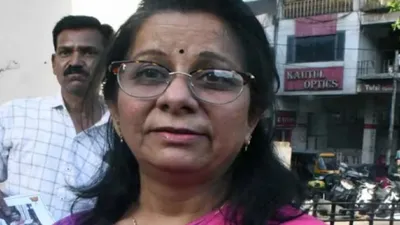गुजरात में बगावत  टिकट न मिलने पर महिला मोर्चा की उपाध्यक्ष का फूटा गुस्सा  बीजेपी ने की कार्रवाई