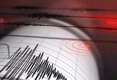 दिल्ली ncr में भूकंप के झटके  रिक्टर पैमाने पर 5 8 रही तीव्रता  जानें कहां था केंद्र 