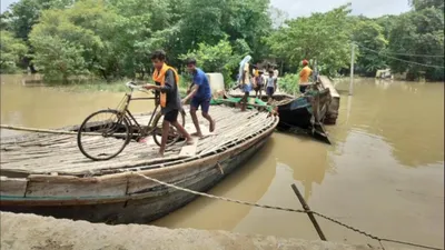 बिहार के वैशाली में एक और पुल टूटने की तस्वीर वायरल  20 हजार लोगों का संपर्क टूटा