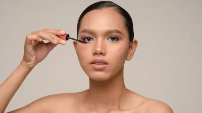 waterproof mascara भी लगा सकता है खूबसूरती पर दाग  जानें नुकसान