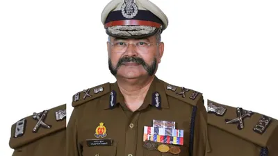 पुलिस जात देख कार्रवाई नहीं करती  सुल्तानपुर डकैती में शामिल था मंगेश  dgp ने और क्या क्या किए खुलासे 