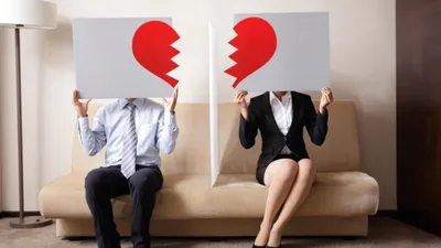 इन 6 गलतियों की वजह से रिश्ते में आती है दरार  खत्म होने लगता है प्यार