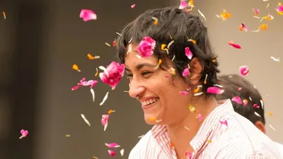 vinesh phogat net worth  कितने करोड़ की मालकिन हैं रेसलर विनेश फोगाट  सैलरी से लेकर संपत्ति तक जानें सारी डीटेल