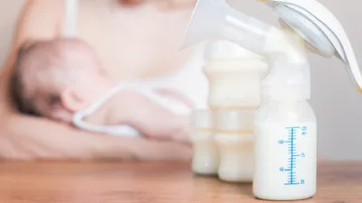 घोर पाप  हाईकोर्ट के आदेश का उल्लंघन  लाइसेंस रद्द होने के बावजूद मां का दूध बेच रही बेंगुलरु की कंपनी
