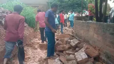 मध्य प्रदेश में बारिश से स्कूल की दीवार गिरी  मलबे में दबीं 4 जिंदगियां