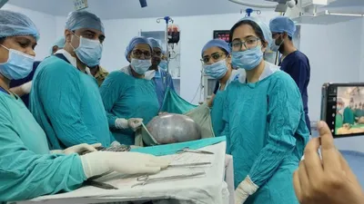 भोपाल के अस्पताल को मिली बड़ी कामयाबी  नौ महीने से महिला के पेट में था 16 किलो का ट्यूमर