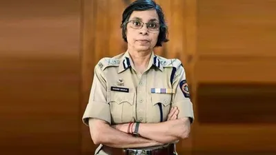 कौन हैं dgp रश्मि शुक्ला  महाराष्ट्र विधानसभा चुनाव से पहले उठ रही जिन्हें हटाने की मांग