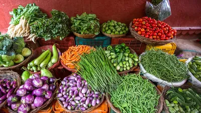 vegetable prices today  सब्जियों की कीमत में आज कितना बदलाव  आपके यहां का लेटेस्ट रेट