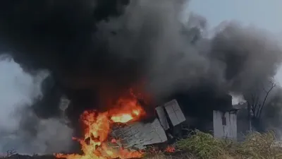 महाराष्ट्र में बड़ा हादसा  जलगांव की कैमिकल फैक्ट्री में भीषण आग  17 मजदूर झुलसे