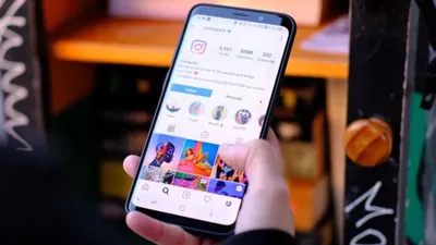 करोड़ों instagram यूजर्स की हुई मौज  अब auto refresh से नहीं खोएगी  बाबू  की पोस्ट
