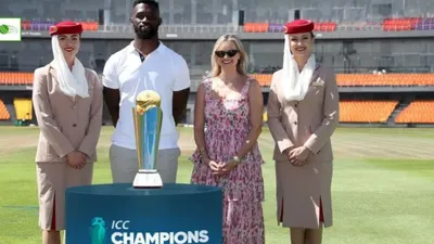 champions trophy   भारत कर रहा है मजाक      दिग्गज पाकिस्तानी खिलाड़ी के बयान से मची सनसनी