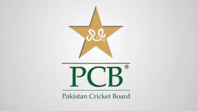 पाकिस्तान क्रिकेट में मचा घमासान  wc में खराब प्रदर्शन के बाद 2 दिग्गजों पर गिरी गाज