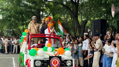 independence day 2024  इंदौर में मंत्री कैलाश विजयवर्गीय ने फहराया राष्‍ट्रध्वज  जानिए उनकी खास घोषणा