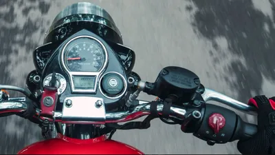 ना होंडा ना जावा  भारत में सबसे ज्यादा इस बाइक की हुई बिक्री  ग्राहकों ने बना दिया नंबर 1