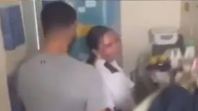 ये क्या  कैदी के सामने  बहक  गई महिला अधिकारी  यौन संबंध बनाते पकड़ी गई  दर्ज हुआ केस
