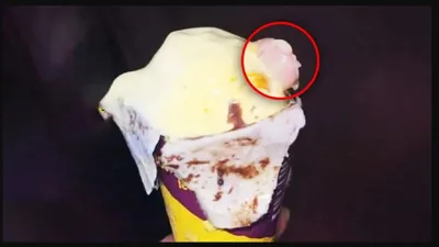 आइसक्रीम में म‍िली उंगली क‍िसकी  पुलिस की जांच में बड़ा खुलासा  देखकर चिल्लाने लगी थी मुंबई की डॉक्टर