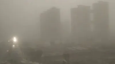 दिल्ली ncr में चली धूल भरी आंधी  बारिश का अलर्ट  जानें कब मिलेगी गर्मी से राहत 