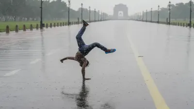 6 साल में पहली बार दिल्ली की हवा सांस लेने लायक  aqi में  रिकार्ड गिरावट  पढ़ें imd का अपडेट