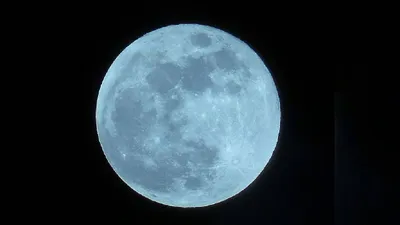 super blue moon 2023  रक्षाबंधन पर आसमान में  सुपर ब्लू मून  का अद्भुत नजारा  देखिए वीडियो