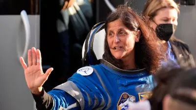 sunita williams  अंतर‍िक्ष में फंसीं सुनीता व‍िल‍ियम्‍स को वापस लाएंगे elon musk  नासा ने बताया कब लौटेंगी घर