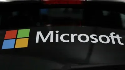 बिना किसी कारण माइक्रोसॉफ्ट ने छीनी नौकरी  फिर भी thanks क्यों बोल रहा ये कर्मचारी 